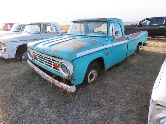 1968 Dodge D200 Swept line Pickup