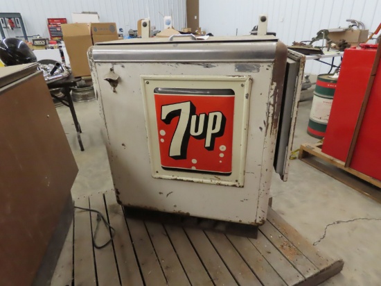 7UP Cooler for Restore with Sign