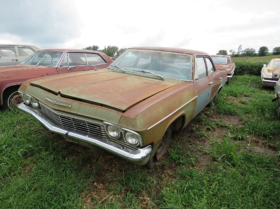 1965 Chevrolet Bel Air 4dr Sedan