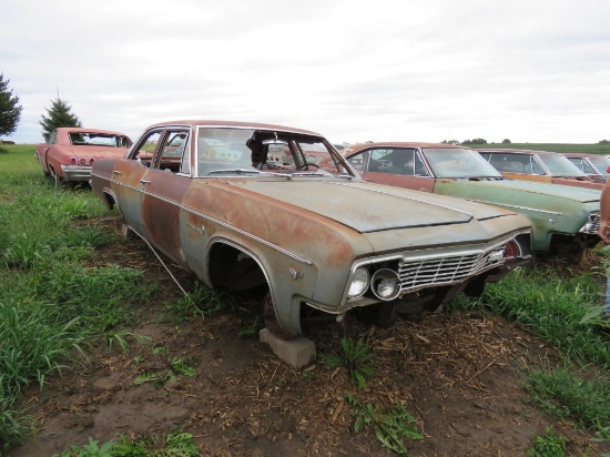 1966 Chevrolet Impala 4dr Sedan