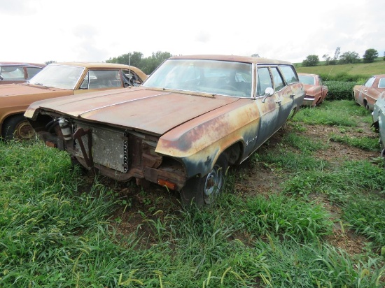 1965 Chevrolet Impala 4dr Wagon