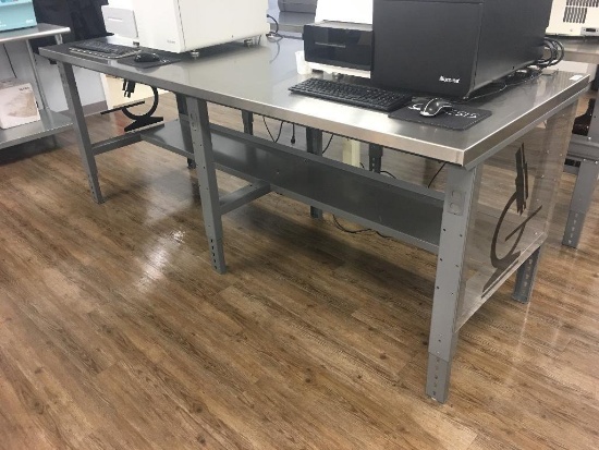 Stainless Steel Top Lab Table