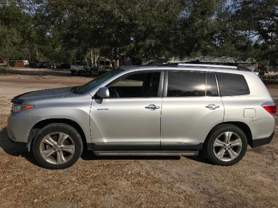 2013 Toyota Highlander Multipurpose Vehicle (MPV), VIN # 5TDYK3EH0DS124396