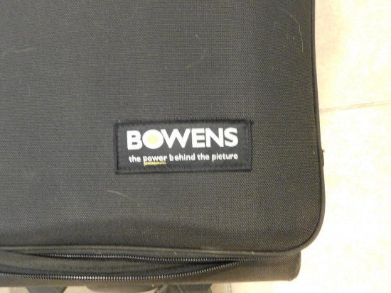 Bowens Dual light setup stands and cases