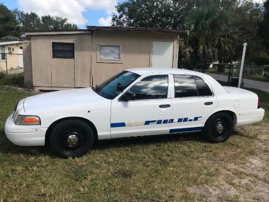 2010 Ford Crown Victoria Passenger Car, VIN # 2FABP7BV3AX138761