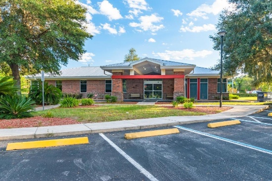 4,924 sq ft CBS Commercial Building with metal roof