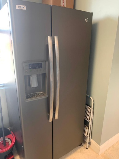GE Refrigerator Freezer