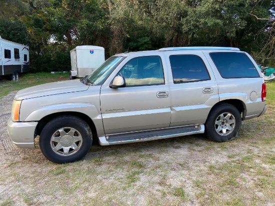 2004 Cadillac Escalade Multipurpose Vehicle (MPV), VIN # 1GYEC63T64R249548