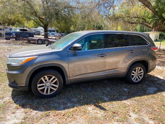 2014 Toyota Highlander Multipurpose Vehicle (MPV), VIN # 5TDZARFH2ES007414