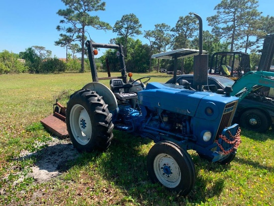 Ford Tractor Runs and works fine. 3087 hours