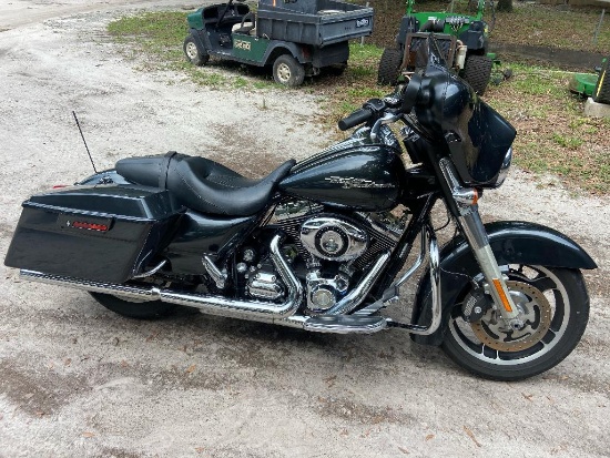 2009 Harley-Davidson FLHX Motorcycle, VIN # 1HD1KB4179Y650129