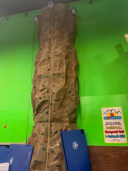 28 ft Climbing Wall with accessories
