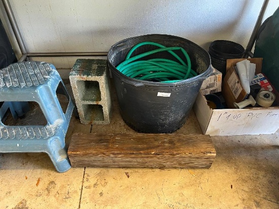 Contents under table