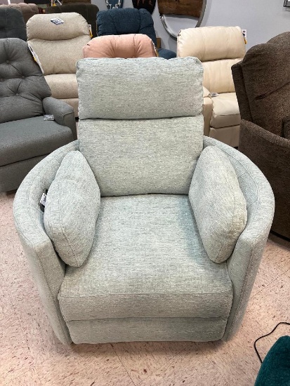 Radius Powerless Recliner (Mint)