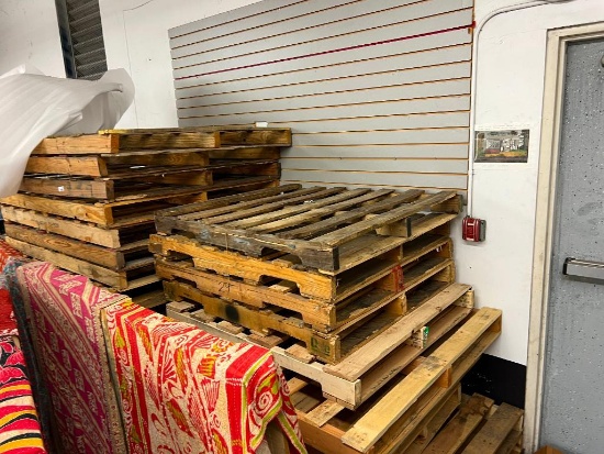 Lot of Pallets