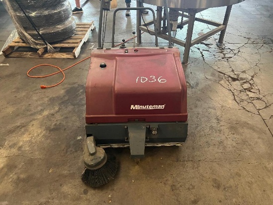 Minuteman Kleensweep 35W Floor Scrubber