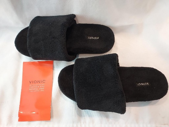 Vionic Dream Slippers Black, Size 6 1/2 (New in Box)