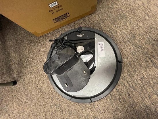 Roomba Vaccum
