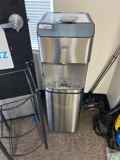 Brio Water Cooler and Bottle Rack