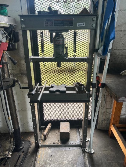 Central Machinery 20-Ton Shop Press