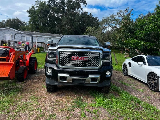 2015 GMC Sierra 2500 Denali Pickup Truck, VIN # 1GT120E82FF594366