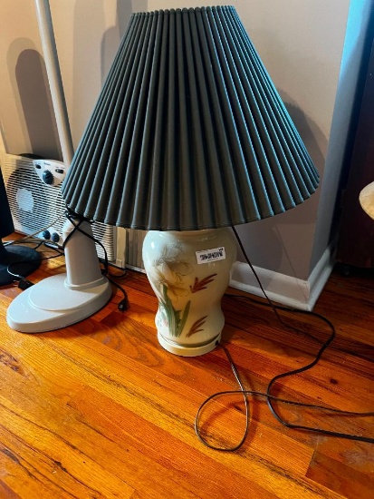 Table lamp