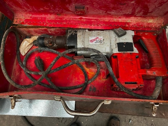 Milwaukee 1-1/2" Rotary Hammer in Case