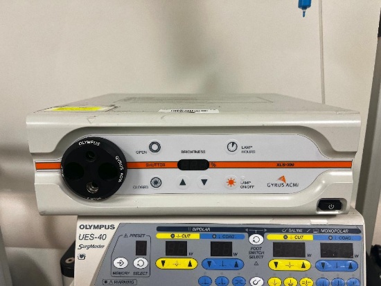 Gyrus Acmi XLS 300 light source