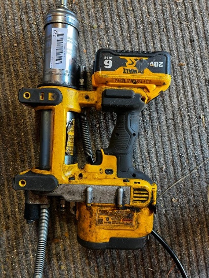 Dewalt Battery Powered Grease Gun