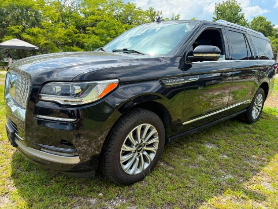 2022 Lincoln Navigator L Multipurpose Vehicle (MPV), VIN # 5LMJJ3NT1NEL13776