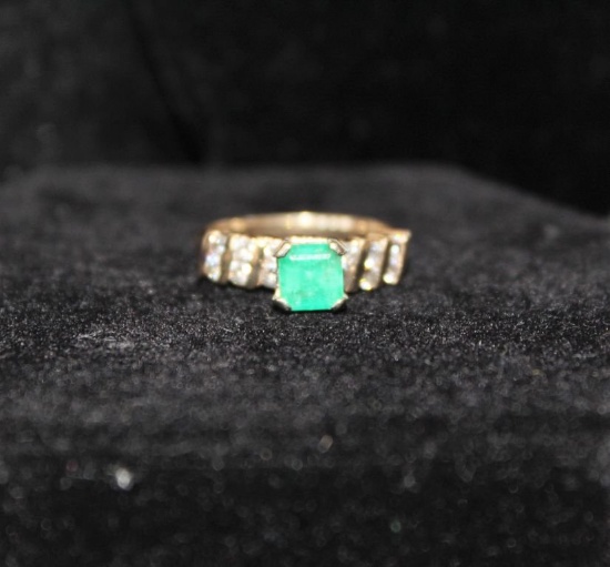 2.28 ct Genuine Emerald Diamond Ring