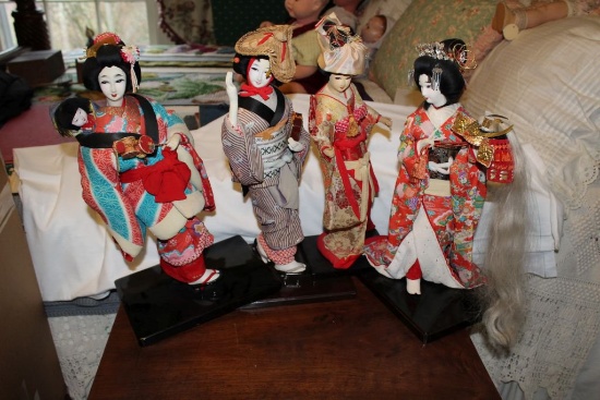 4 Oriental Geisha Dolls