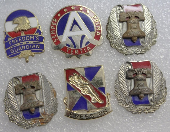 6 Infantry/Artillery Clutch Back Military Crests