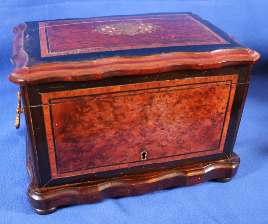 Burled Inlaid Lift Top Box for Pens or Cigars