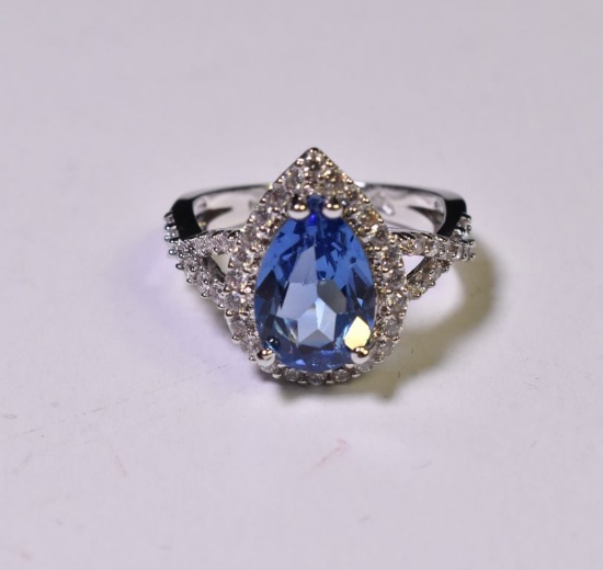 2.48 ct Pear Cut Tanzanite Dinner Ring