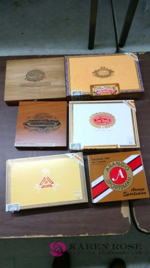 Lot of assorted cigar boxes