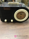 Reproduction Of vintage radio
