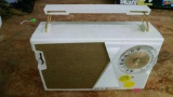 Vintage GE transistor radio