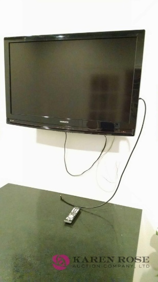 37 in Magnavox TV with mount