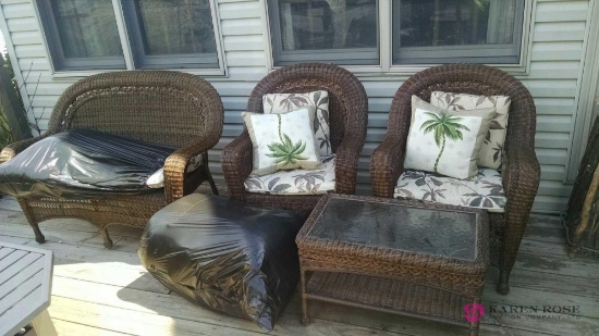 Wicker furniture set with cushions