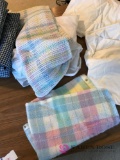 Twin sheet set, baby blankets room B2
