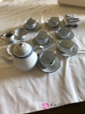 Child?s vintage granite ware tea set