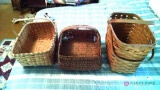 Lot of 3 wicker baskets