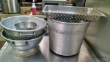 Lot Large strainers