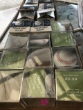 18 baseball acrylic cases