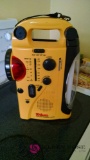 Wilson weatherband emergency radio