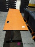 Folding table