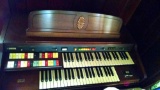 Leslie electric organ