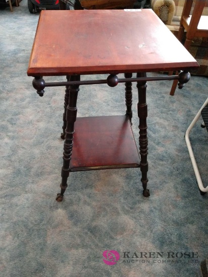 Vintage lamp table