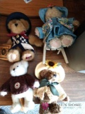 6 stuffed Boyds Bears